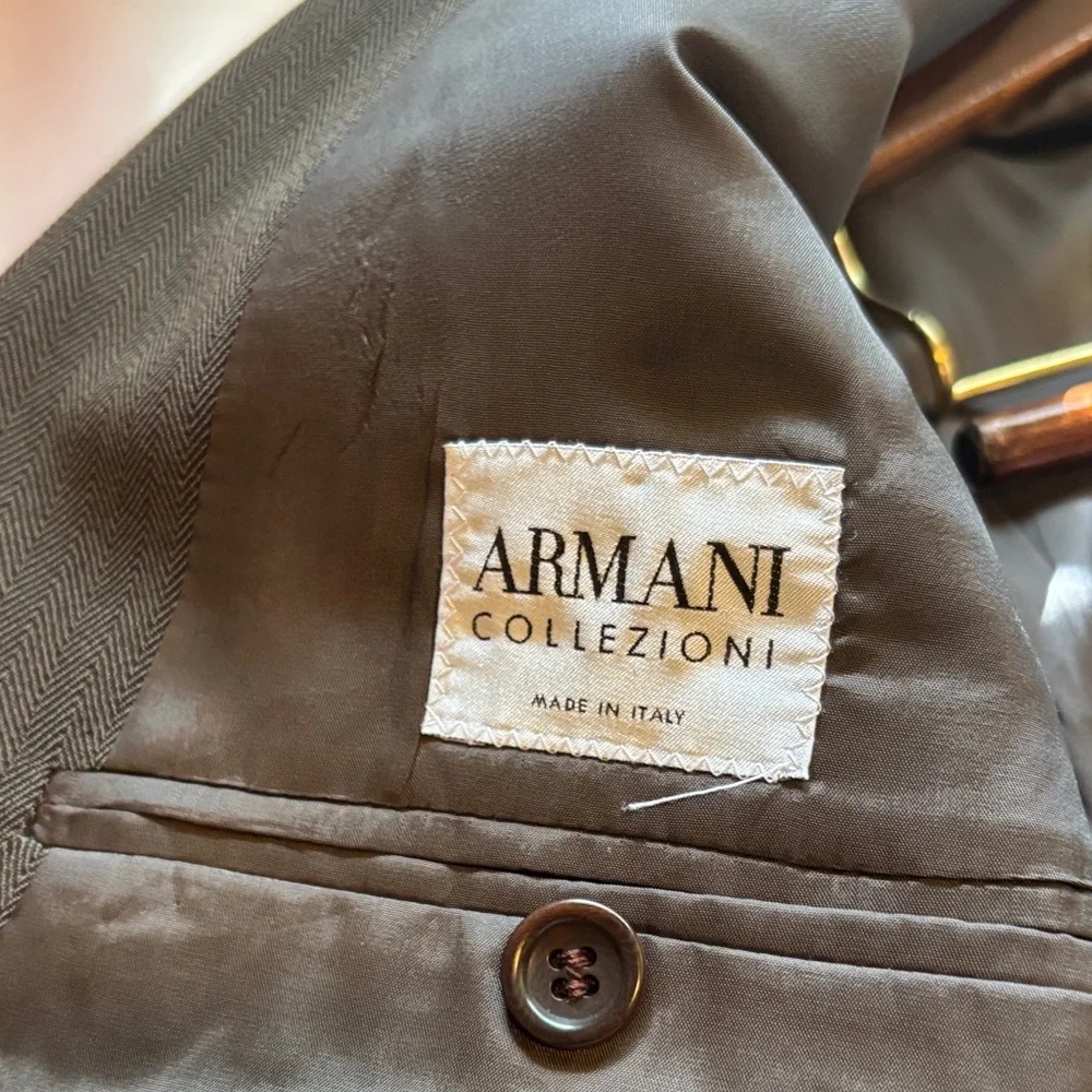 Armani Collezioni elegant Black Men's Suit 38R - Picture 2 of 11